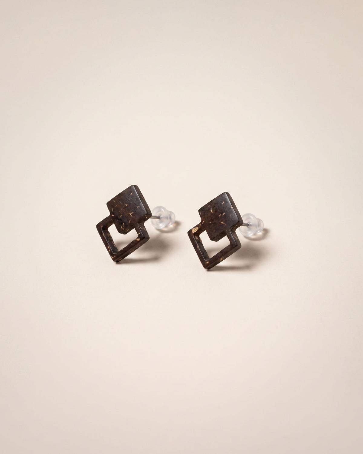 Dual Diamond Coconut Shell Stud Earring